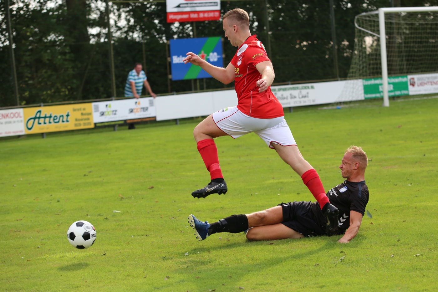 Sc Elim maakt het v.v. Noordscheschut lastig in de finale. 